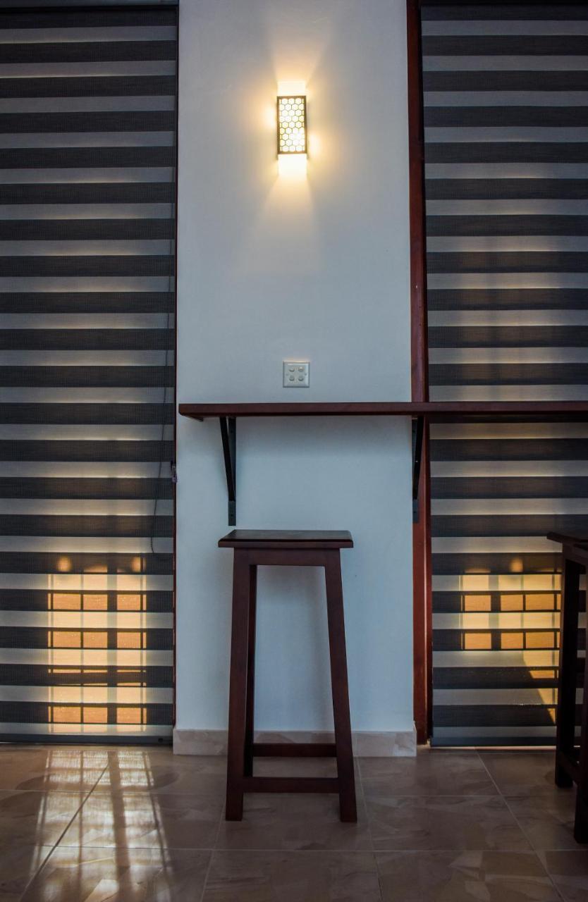Villa 406 Seeduwa Екстер'єр фото